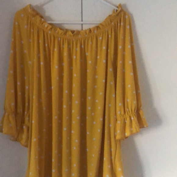 Woman’s Polkadot feminine spring yellow dainty office siren ruffled blouse top - Picture 3 of 12